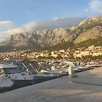 Serenity - Riviera マカルスカ