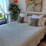 Serenity - Riviera マカルスカ