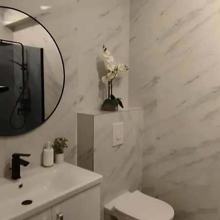 Serenity - Riviera מאקרסקה